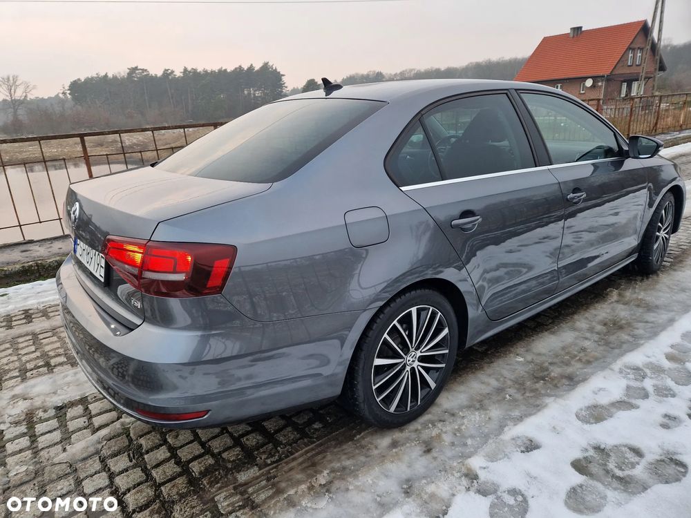 Volkswagen Jetta 1.4 TSI BMT Highline - 6