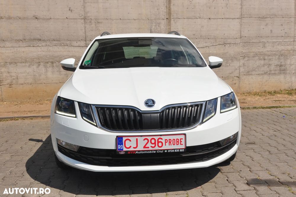 Skoda Octavia 2.0 TDI DSG 4X4 Style - 11