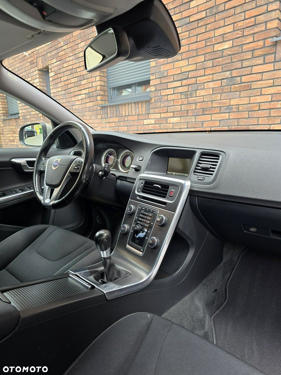 Volvo V60 D3 Momentum - 8