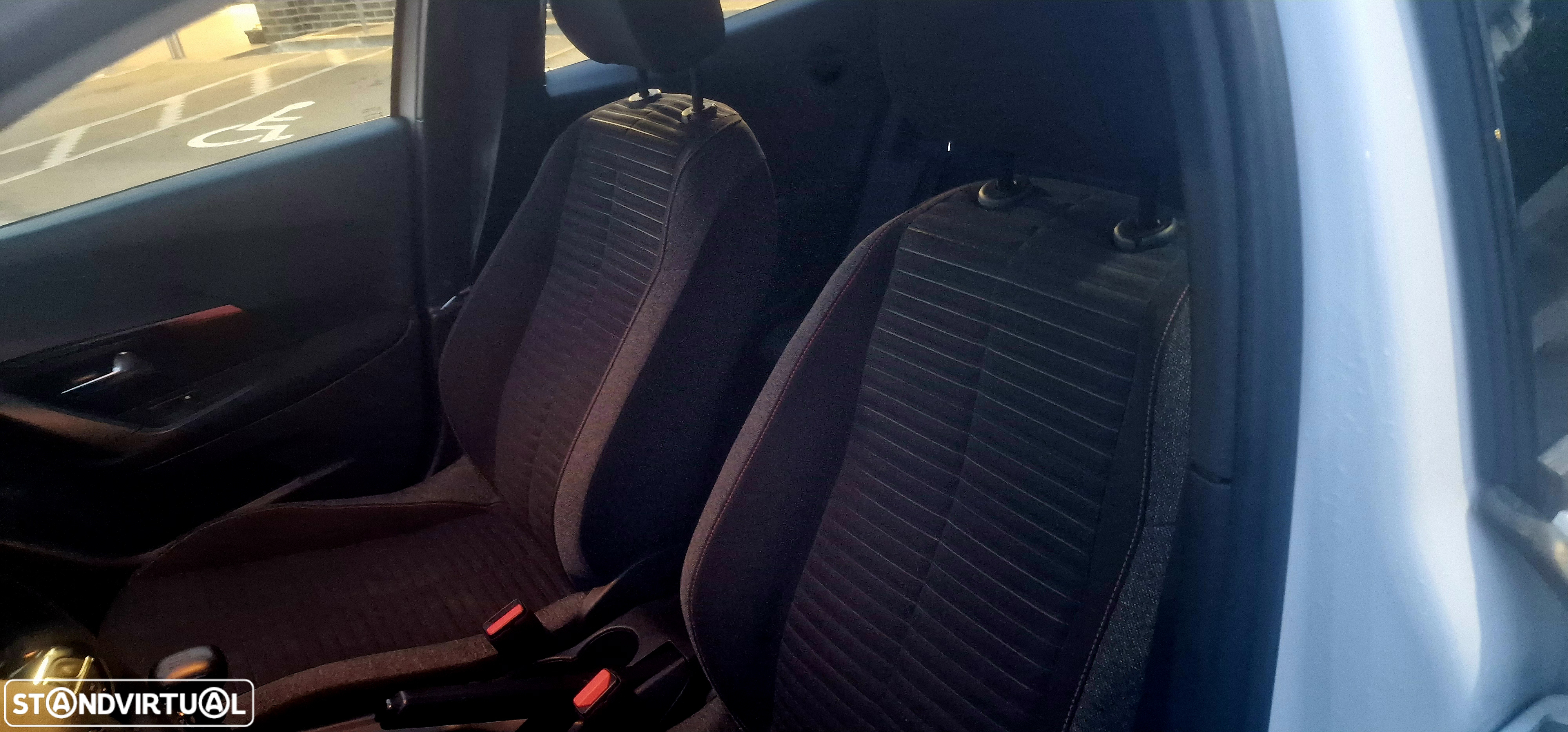 Peugeot 2008 1.5 BlueHDi Allure - 16