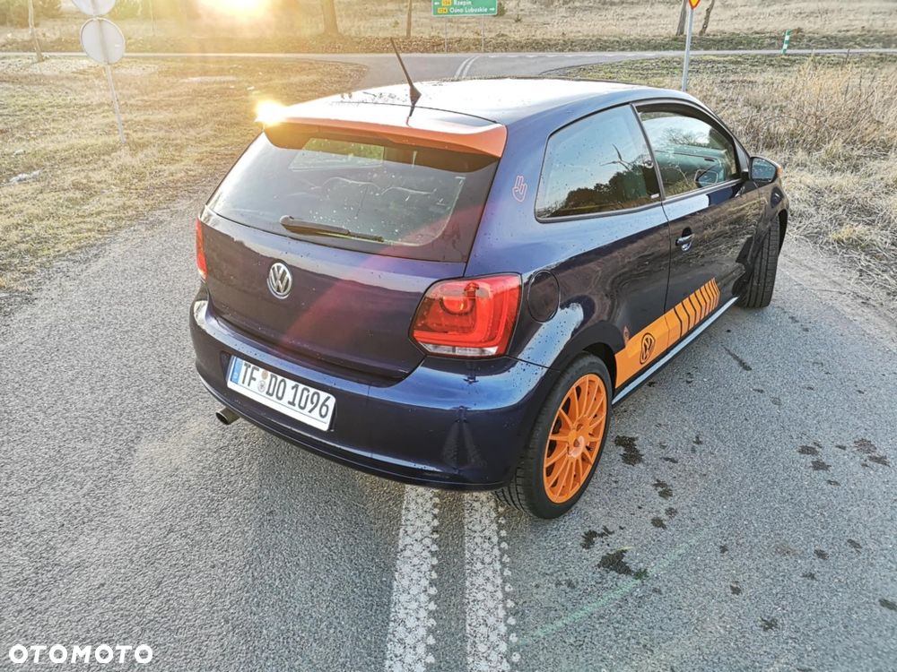 Volkswagen Polo - 2