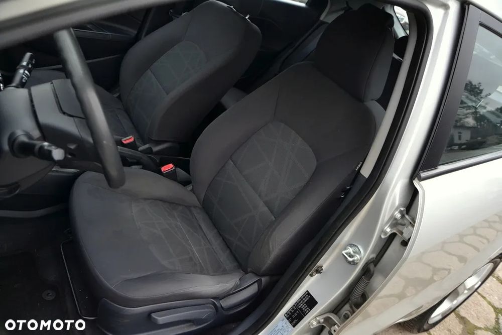 Kia Rio 1.4 Spirit - 18