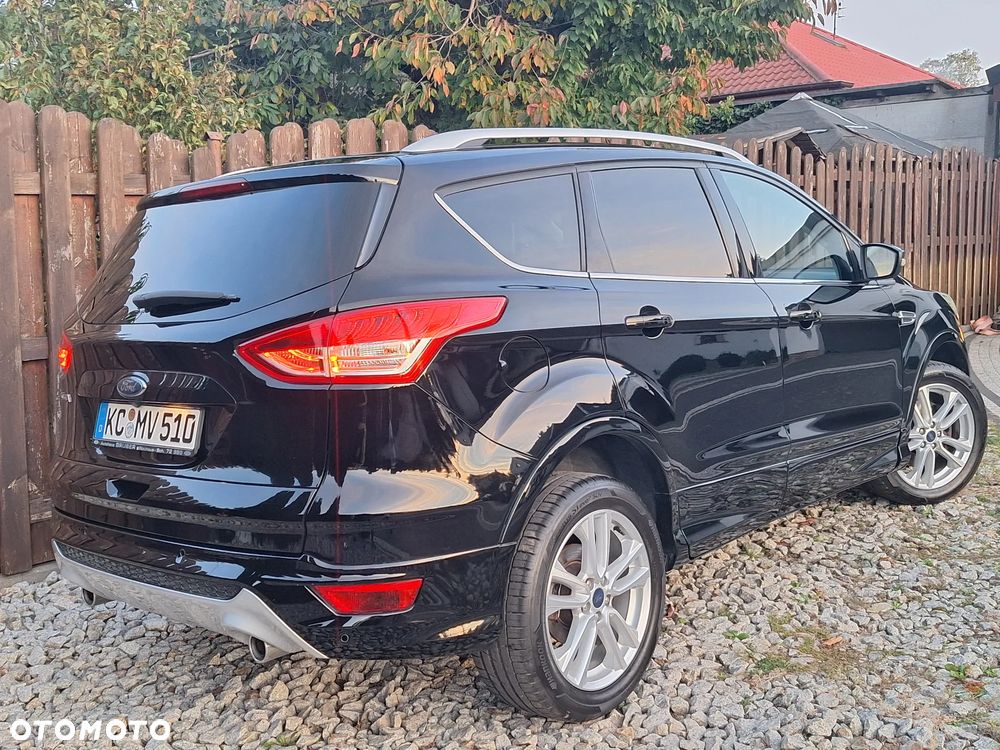 Ford Kuga 2.0 TDCi 2x4 ST-Line - 40