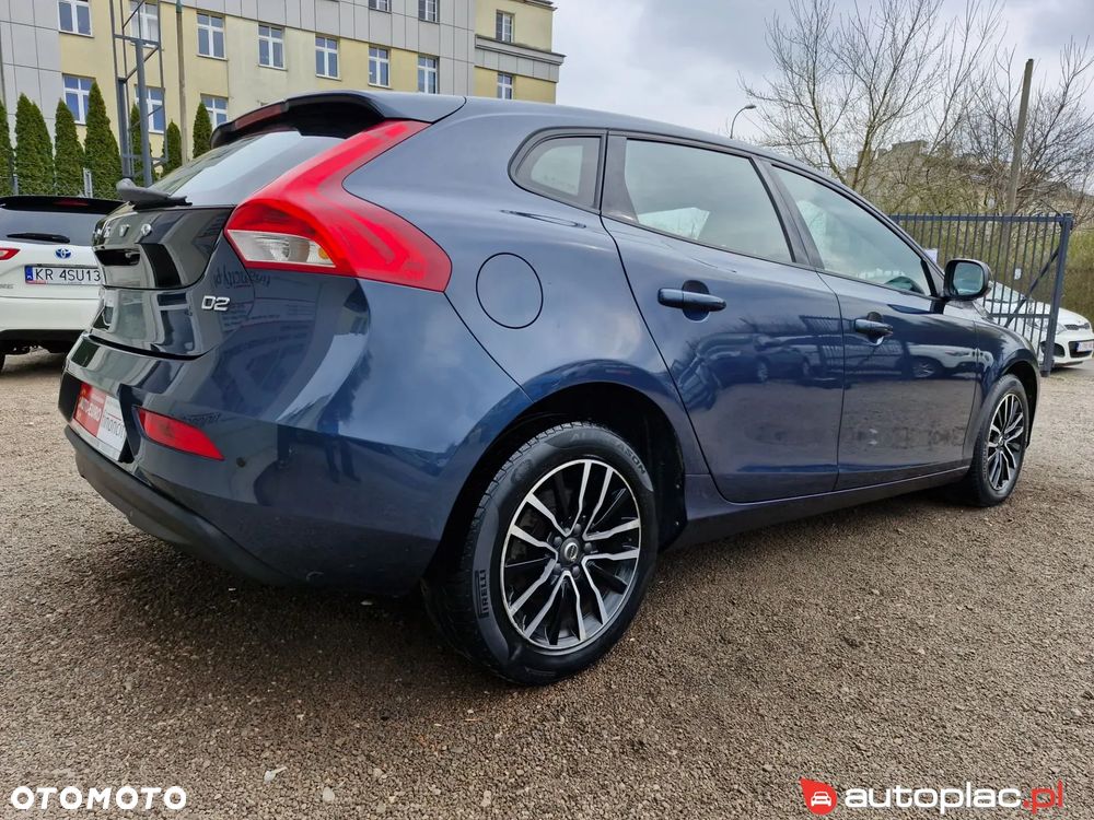 Volvo V40 D2 Momentum - 5