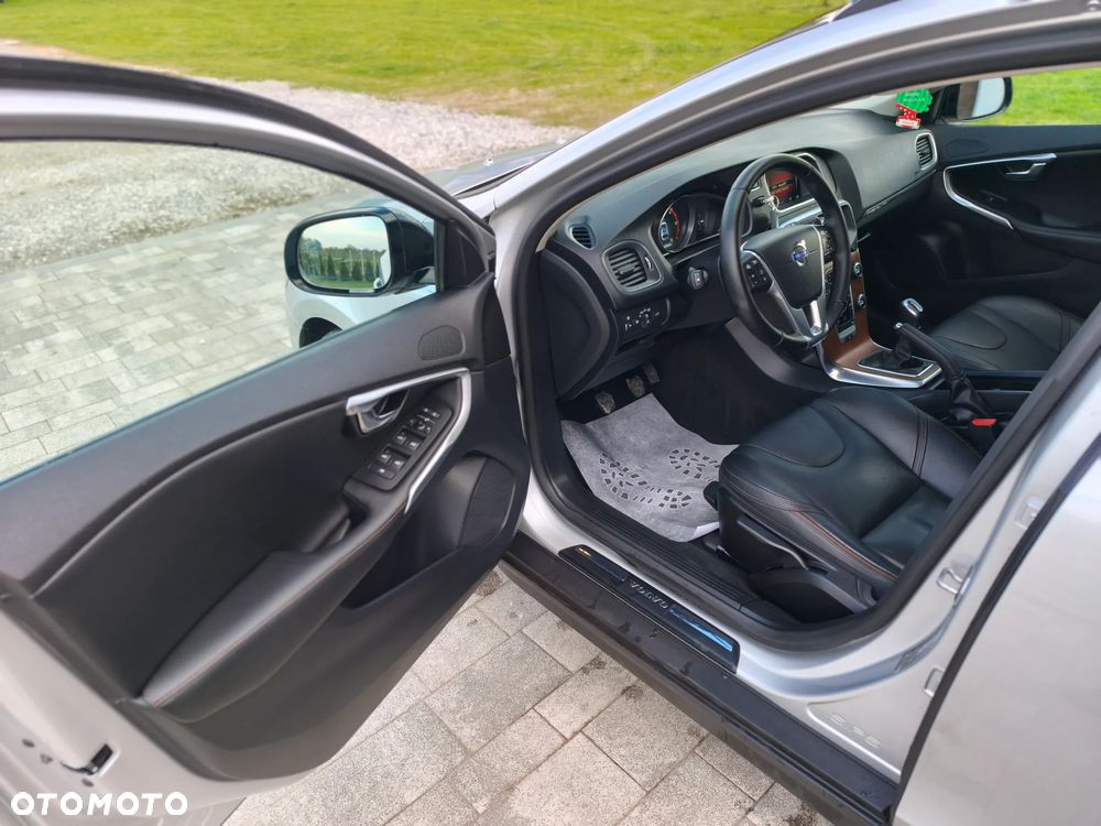 Volvo V40 Cross Country D2 - 20