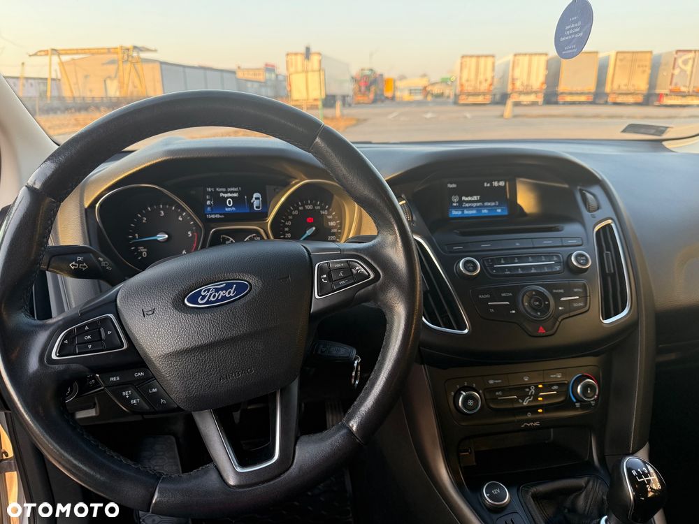 Ford Focus 1.5 TDCi SYNC Edition - 9