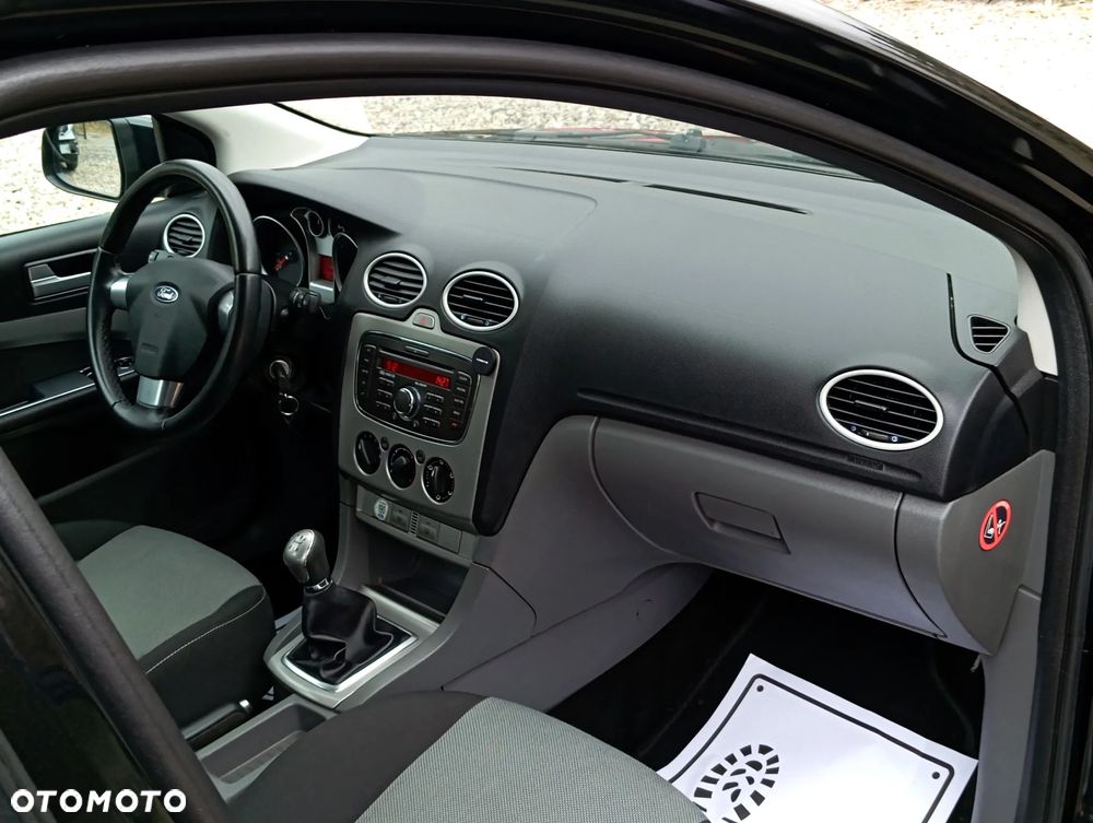 Ford Focus 1.6 16V Black Magic - 19