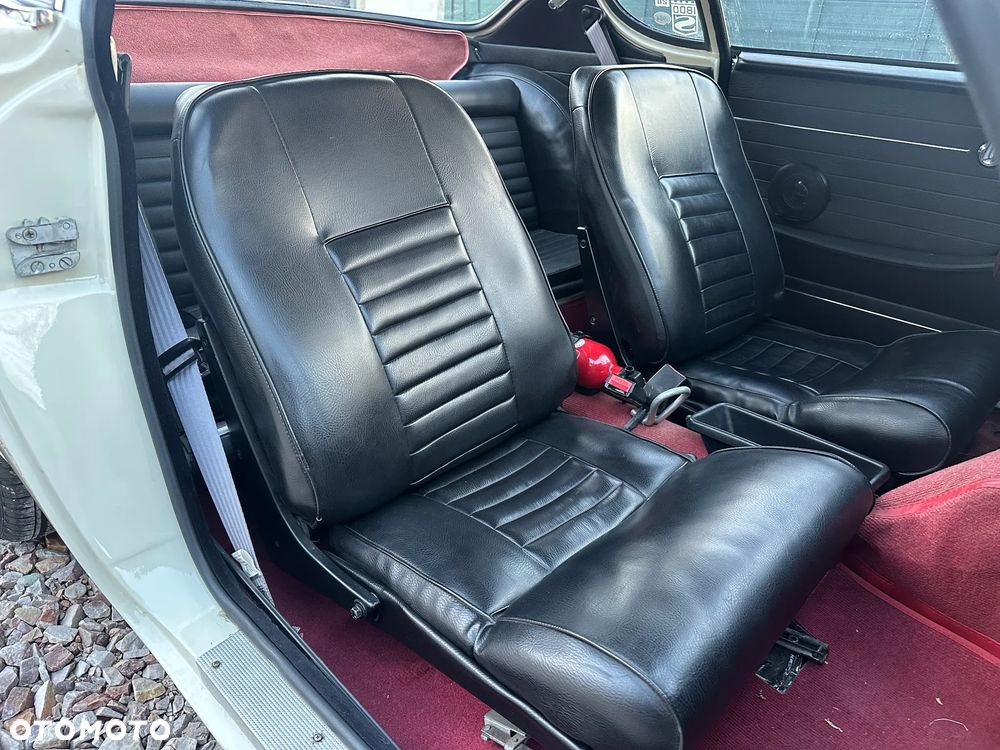 Volvo P1800 - 35
