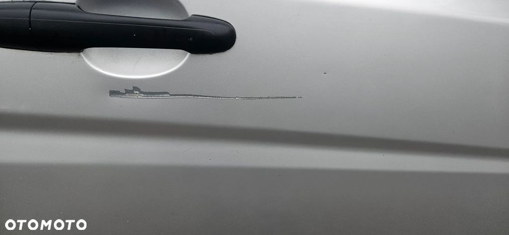 Drzwi kompletne przednie prawe srebrne Mercedes Vito II lift W639 (9744) - 2