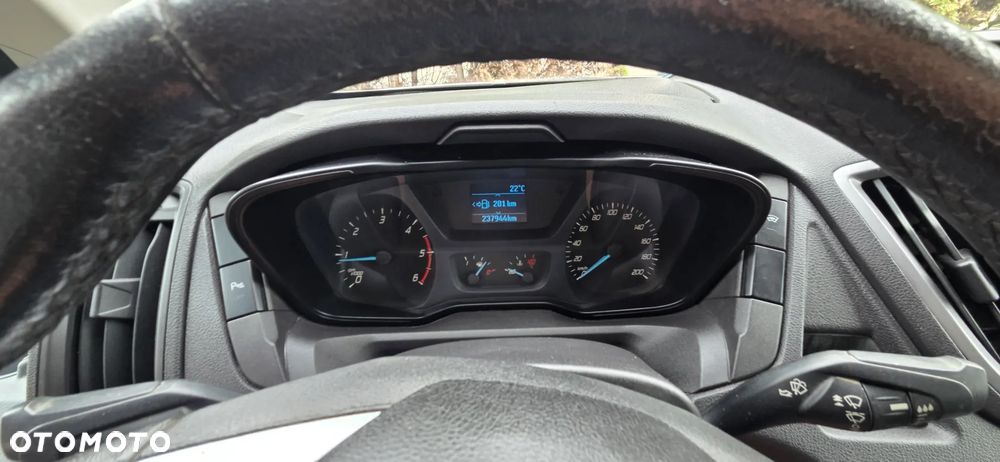Ford Transit - 26