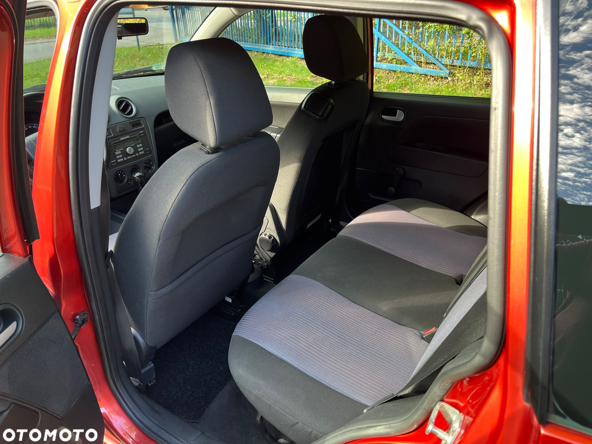 Ford Fusion - 12