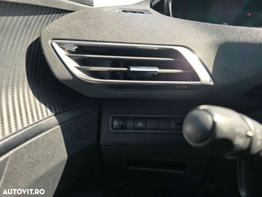 Peugeot 3008 - 16
