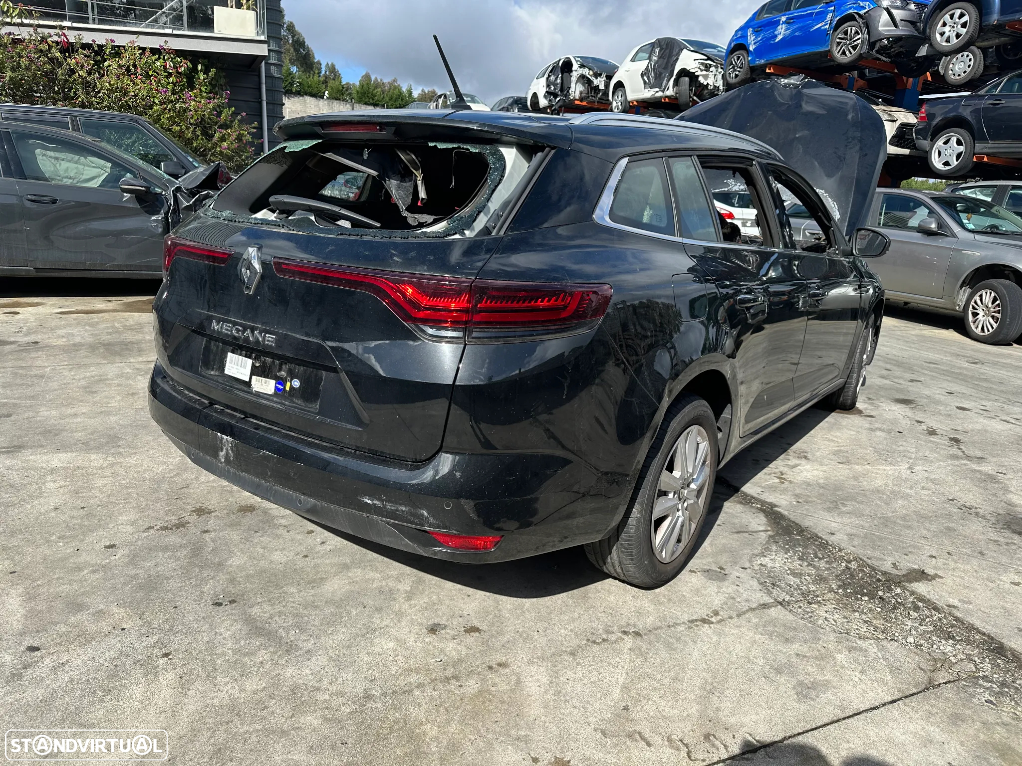 RENAULT MEGANE IV SPORT TOURER FASE II 1.3 TCE 140 CV CAIXA AUTO DO ANO 2022 PARA PEÇAS - 4