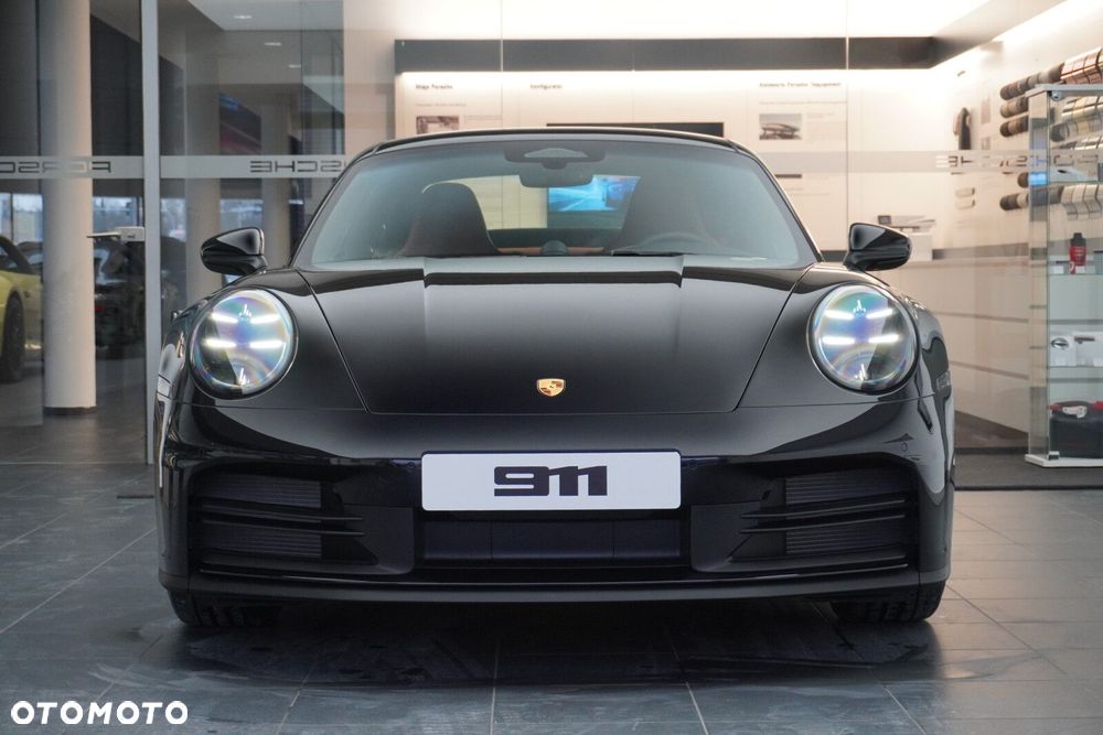 Porsche 911 Carrera S - 7