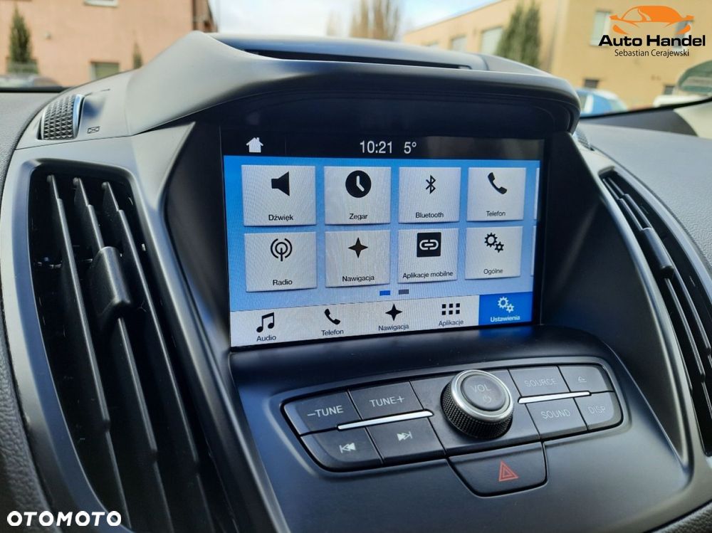 Ford Kuga 1.5 EcoBoost 2x4 Titanium - 30