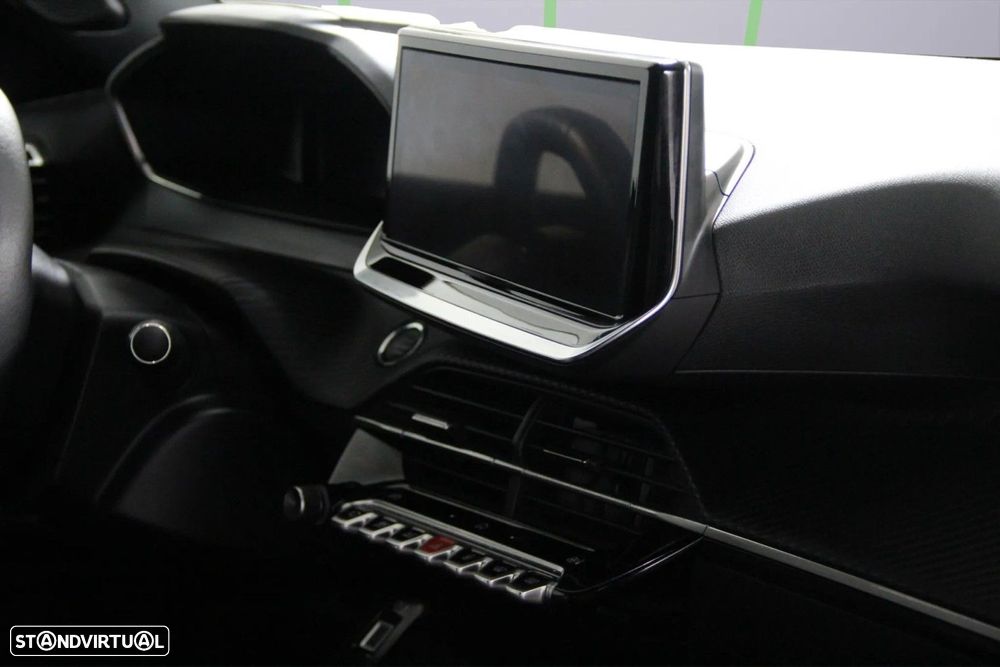 Peugeot e-2008 - 10