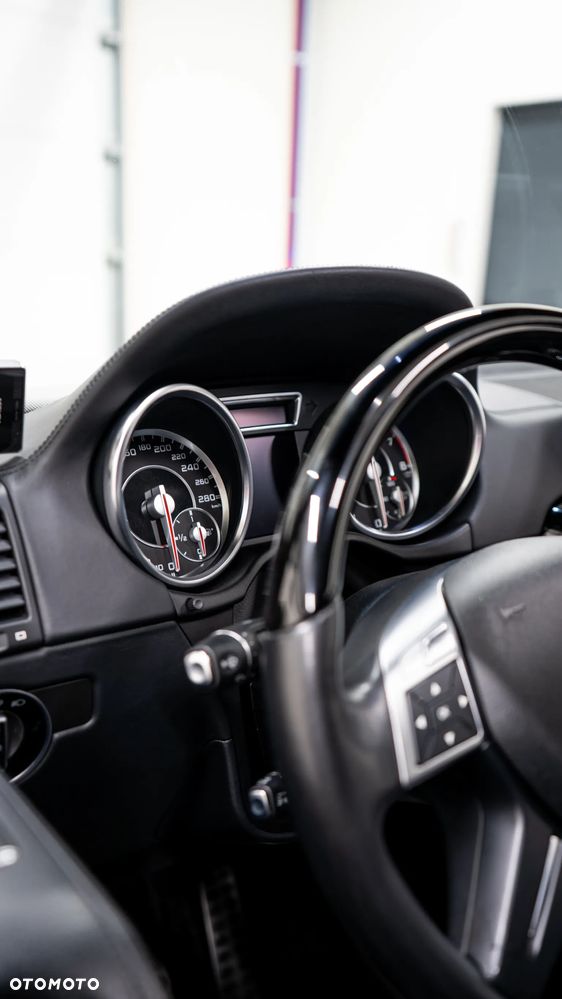 Mercedes-Benz Klasa G 63 AMG L - 28