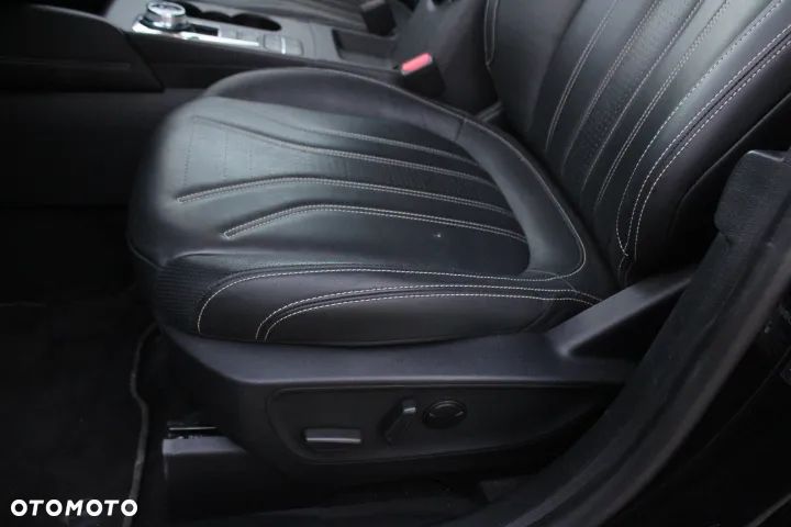 Ford Kuga 2.5P PHEV FWD Vignale - 14