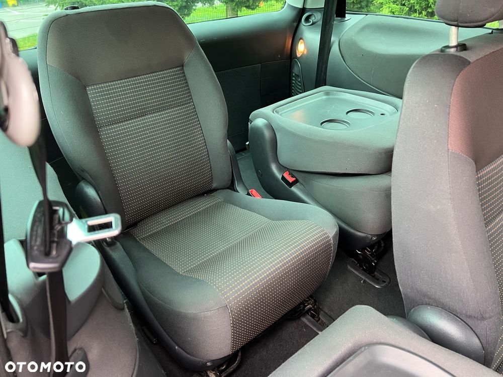 Seat Alhambra 2.0 TDI Style - 13