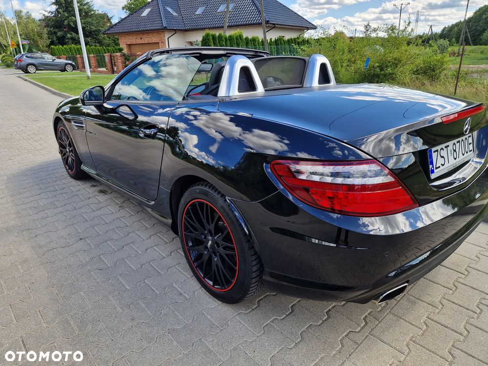 Mercedes-Benz SLK 200 BlueEFFICIENCY Roadster pur - 4