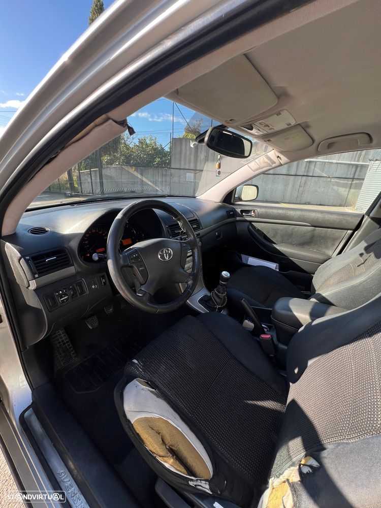 Toyota Avensis SD 2.0 D-4D - 3