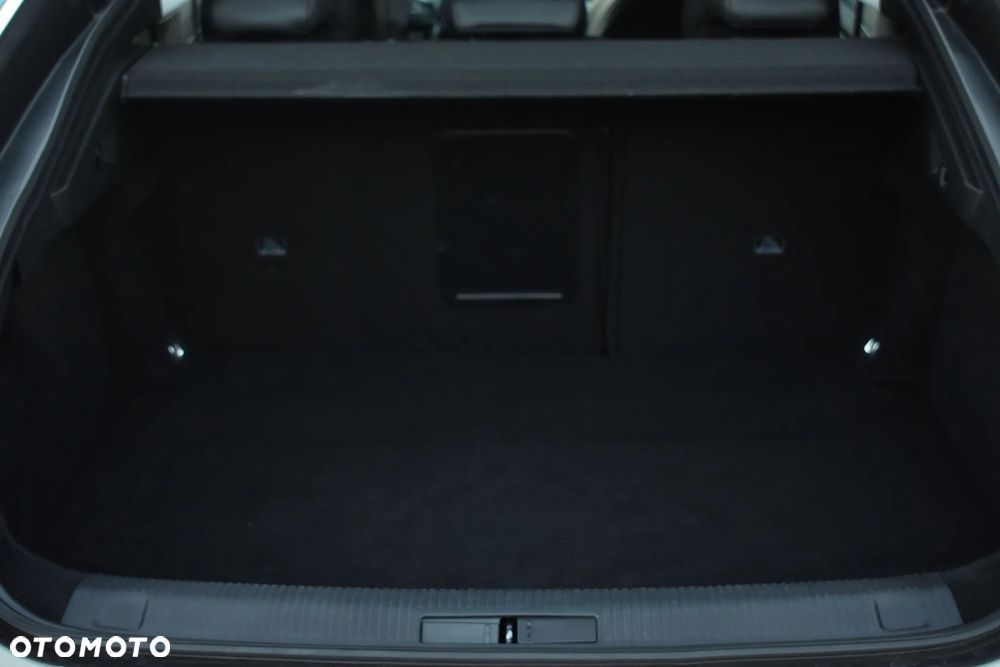 Peugeot 508 1.5 BlueHDi Allure S&S EAT8 - 40