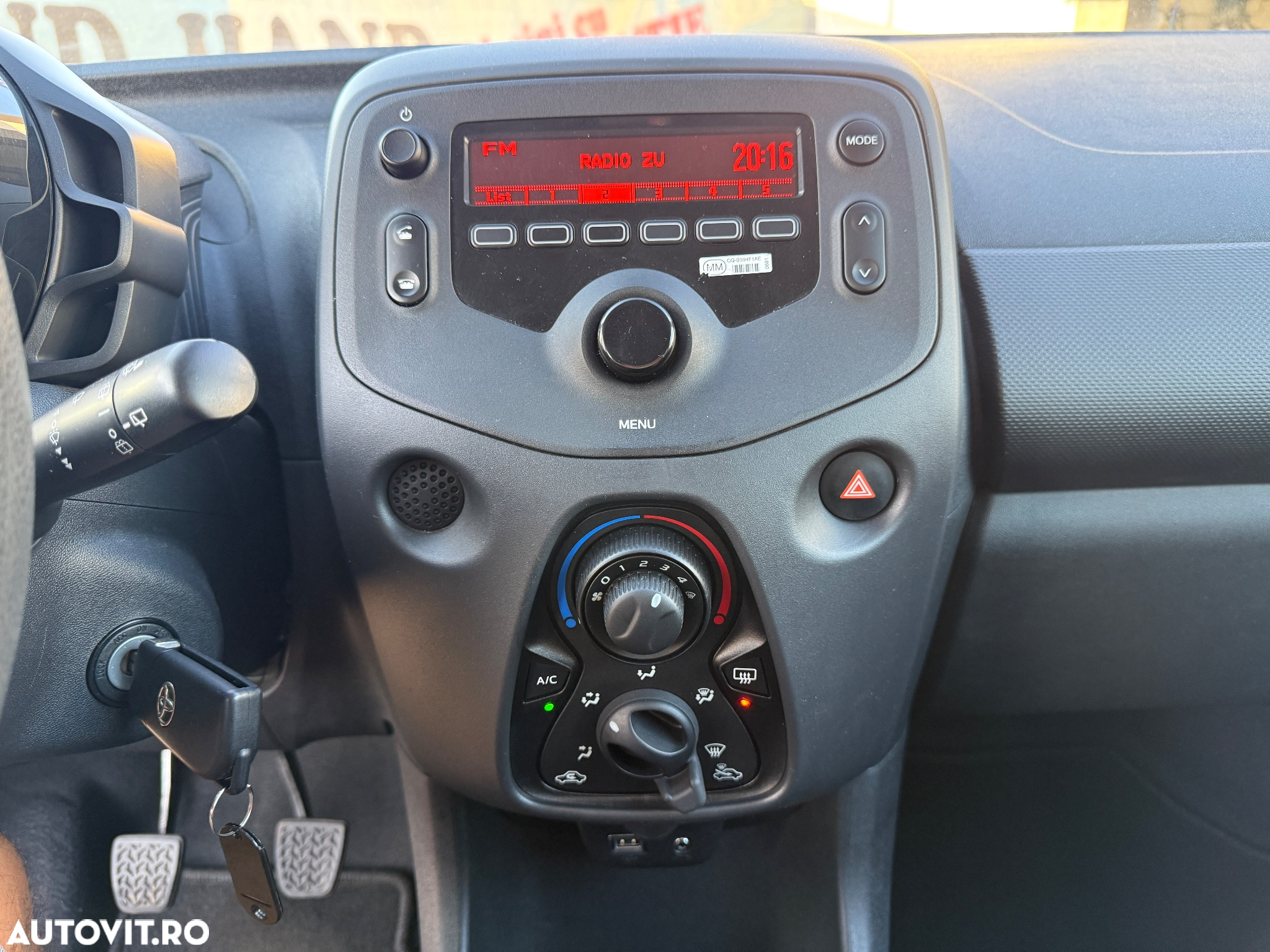 Toyota Aygo 1.0 VVY-I 5 usi X-sport - 9