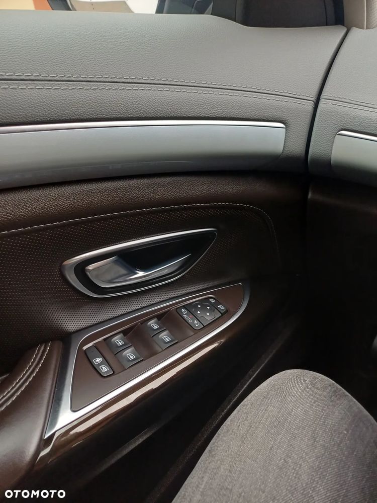 Renault Espace 1.6 dCi Energy Initiale Paris EDC 7os - 16