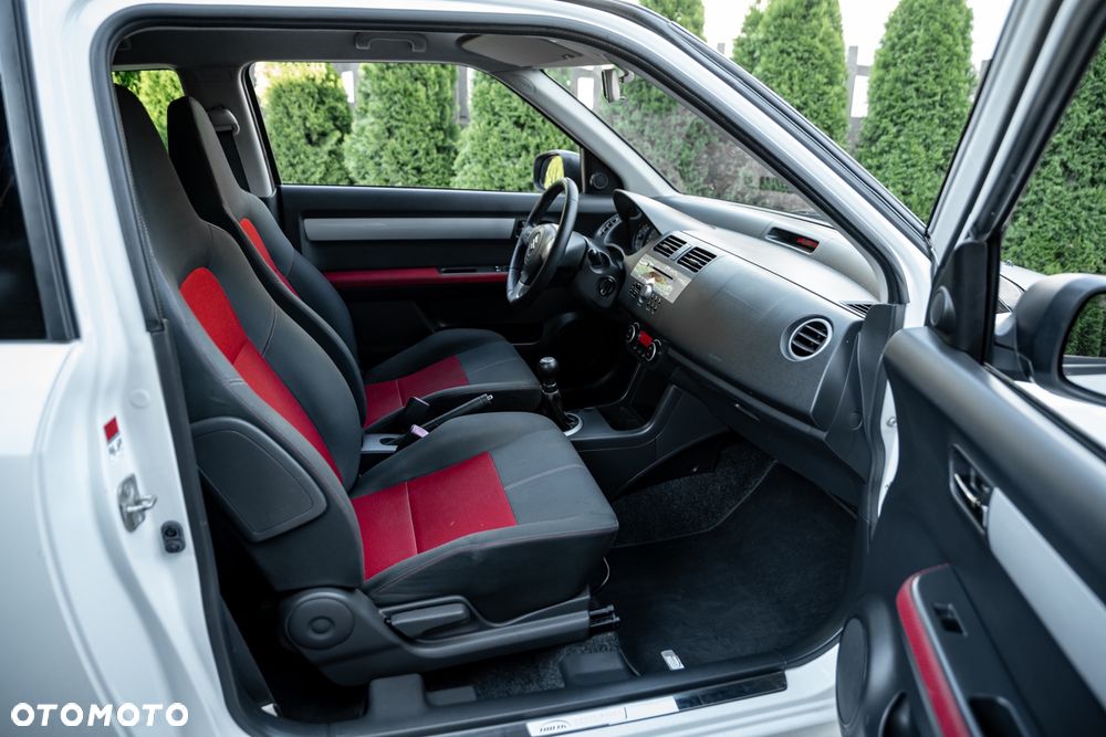 Suzuki Swift 1.6 Sport - 23