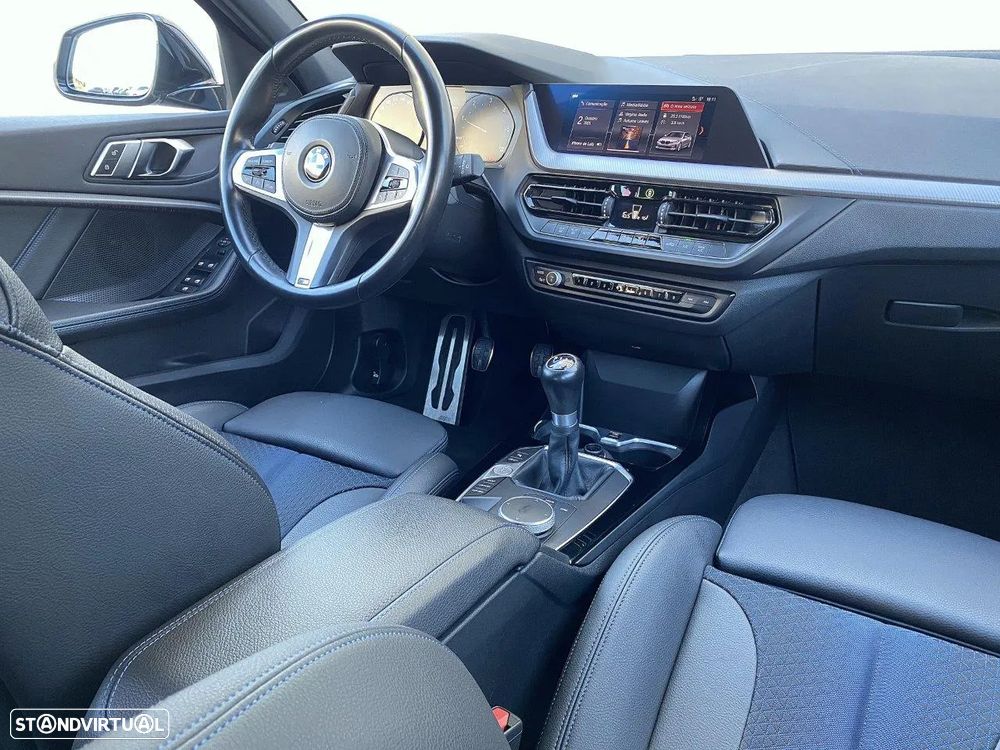 BMW 116 d Pack Desportivo M - 5