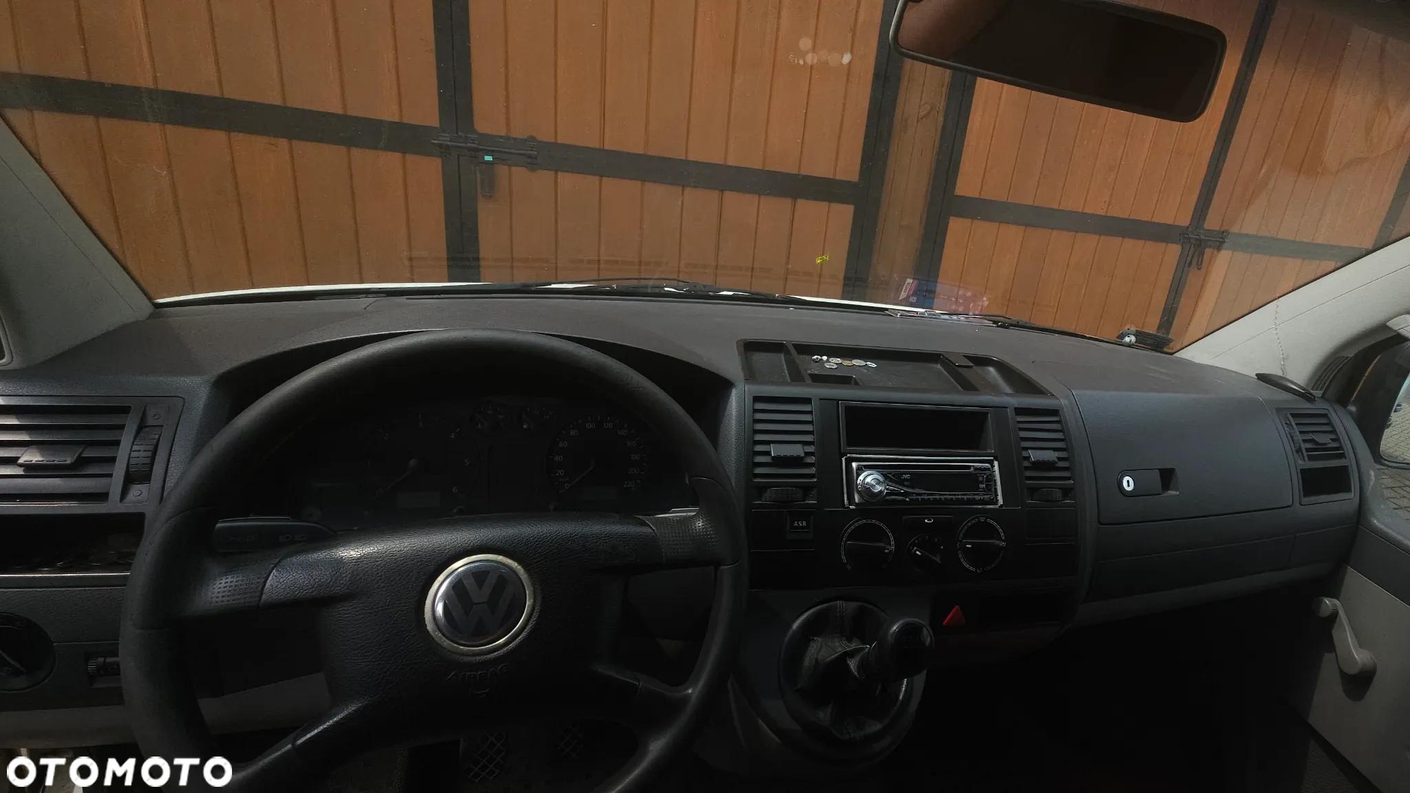 Volkswagen Transporter - 4