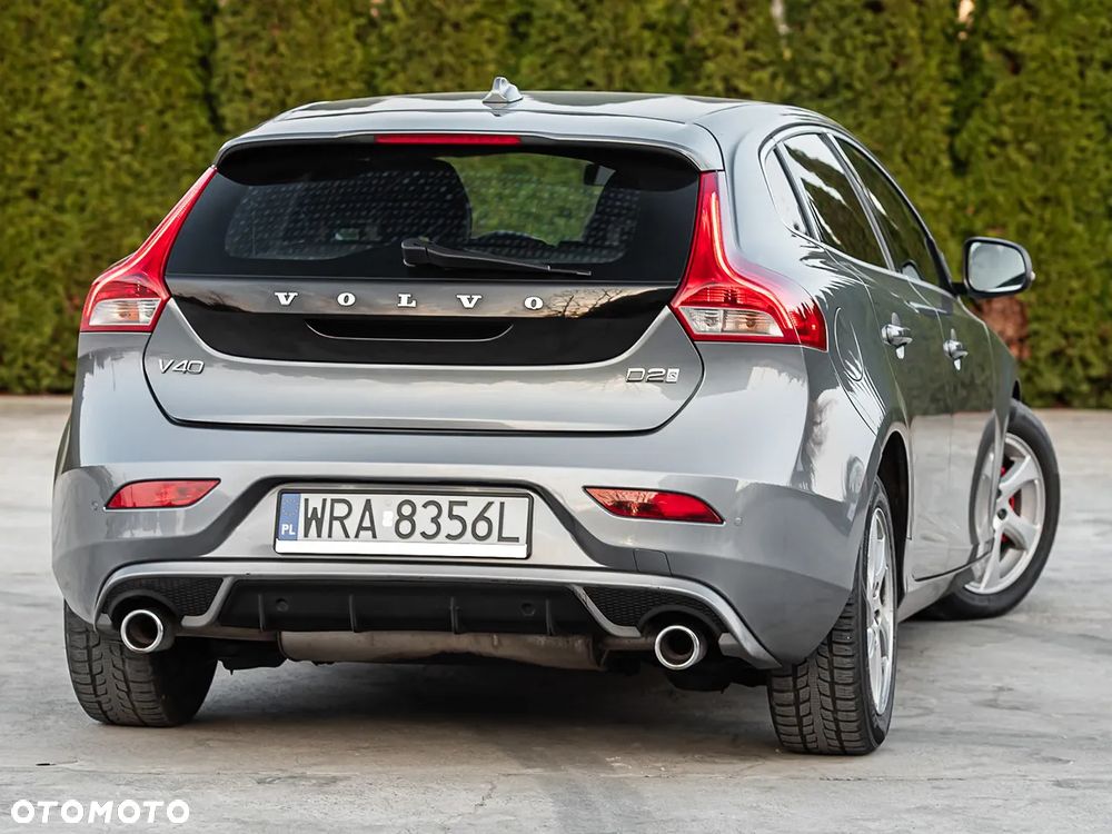 Volvo V40 D2 Drive-E R-Design Kinetic - 9