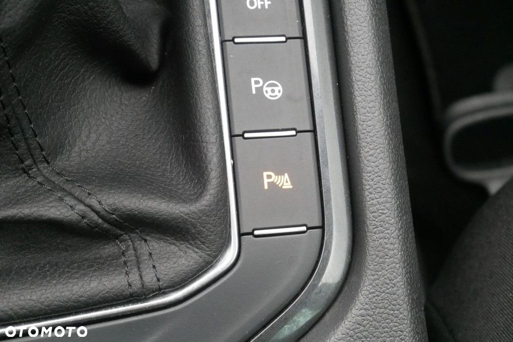 Volkswagen Tiguan 1.5 TSI EVO Life DSG - 20