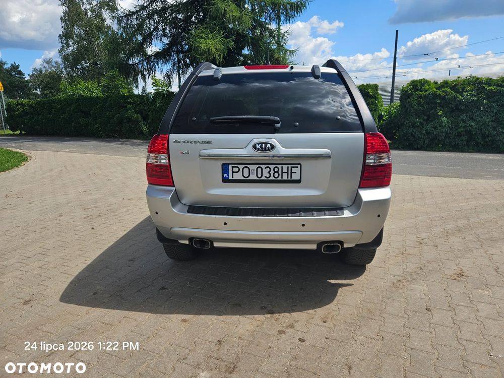 Kia Sportage 2.0 CRDi Tour - 3