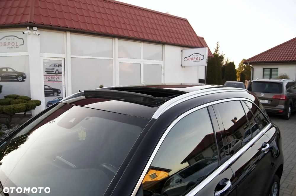 Mercedes-Benz GLC 300 e 4Matic 9G-TRONIC AMG Line Plus - 13