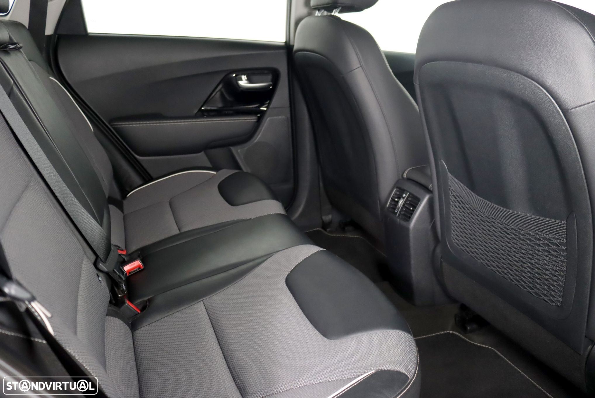 Kia e-Niro Vision - 30