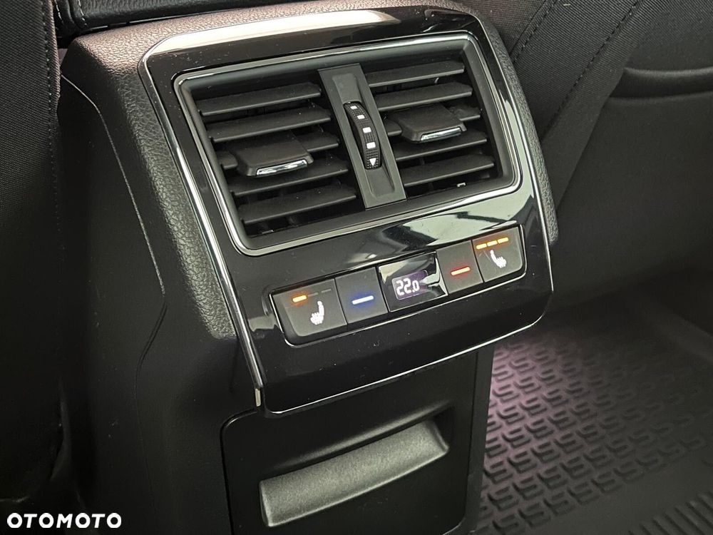 Skoda Superb 2.0 TSI DSG Style - 39