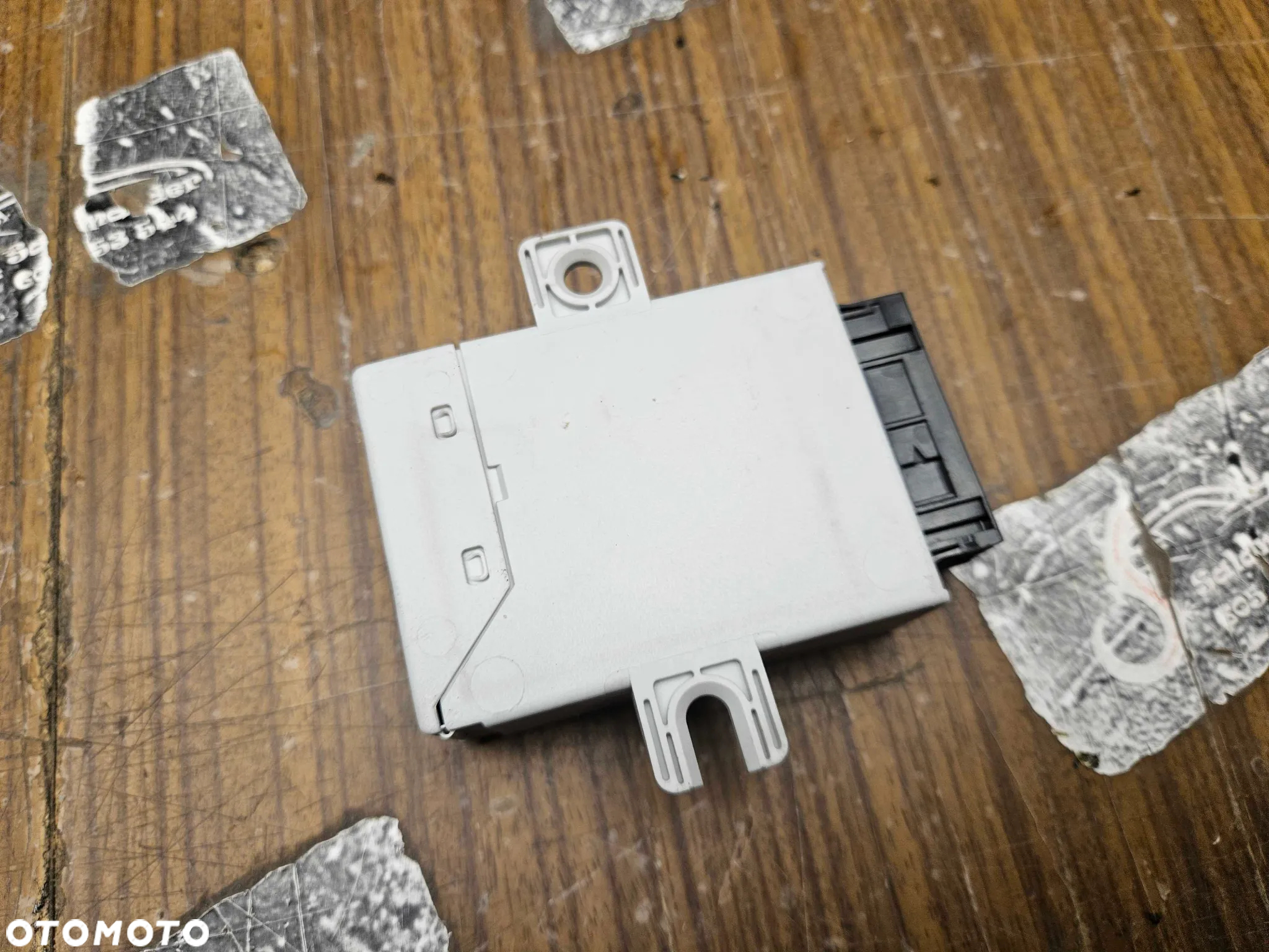 Moduł 8E0907273 Sterownik Komputer Czujnik Powietrza Cisnienia Opon Kol Audi A4 B7 - 7