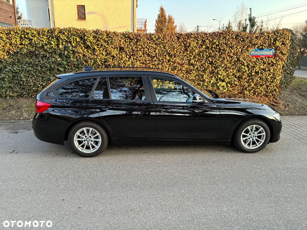 BMW Seria 3 320i Advantage - 9