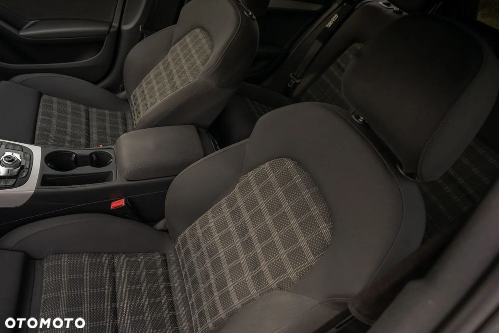 Audi A4 Avant - 19