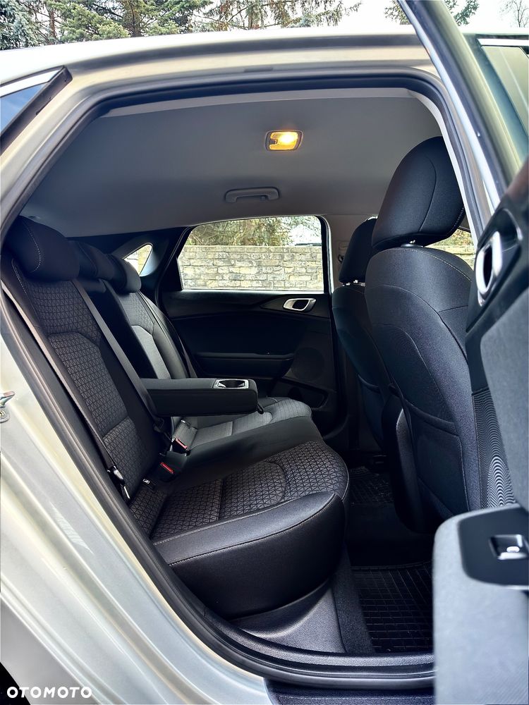 Kia Ceed 1.5 T-GDI L Business Line - 22