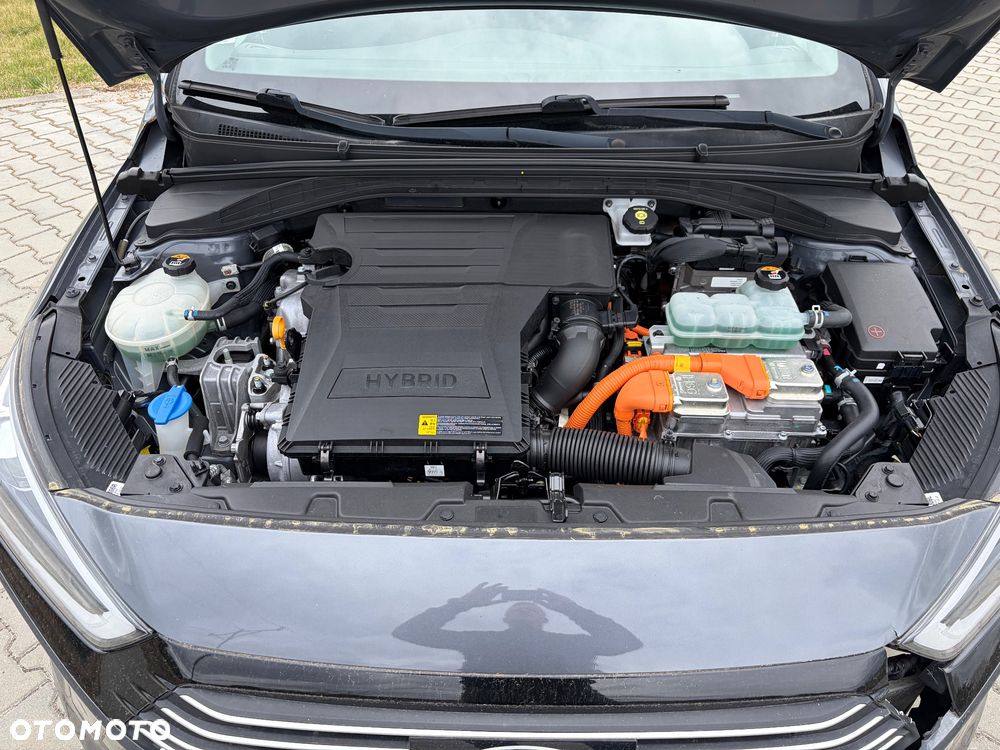 Hyundai IONIQ Hybrid Business - 13
