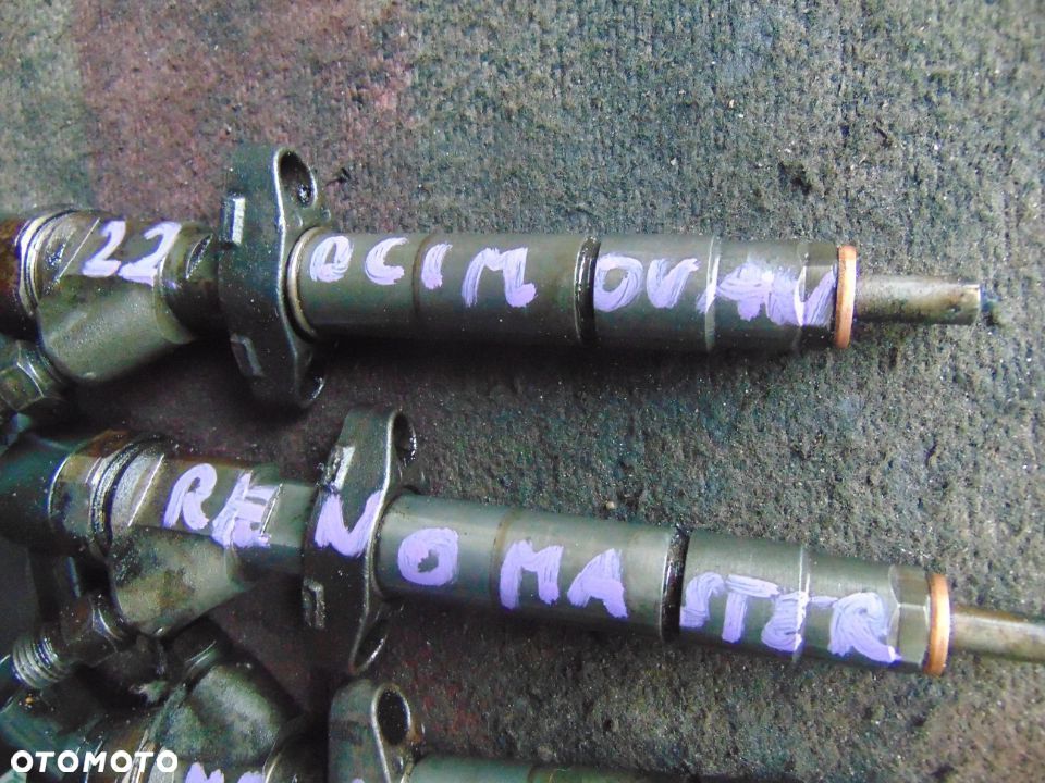 Wtryskiwacze Renault 2,2 DCI cena za komplet