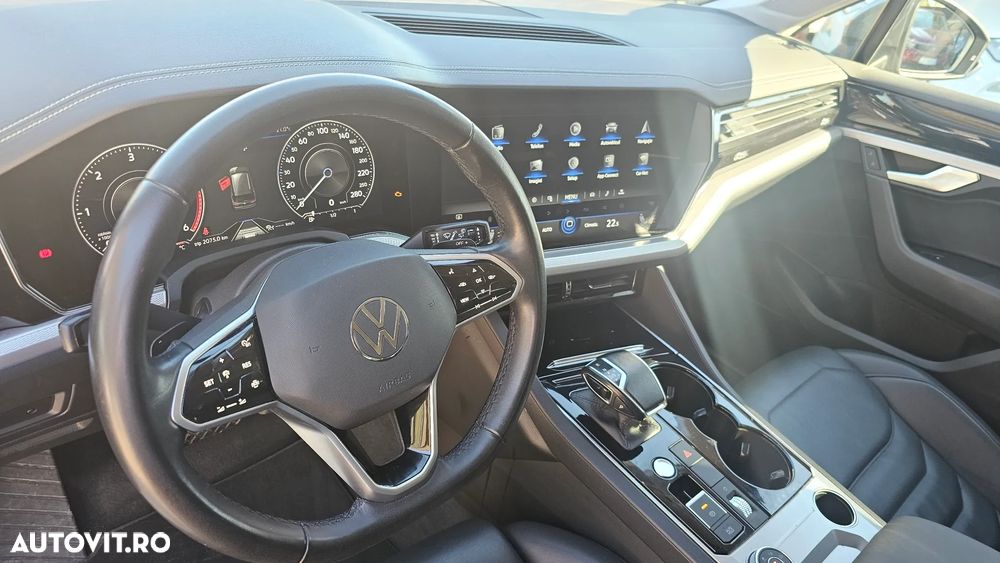 Volkswagen Touareg - 6