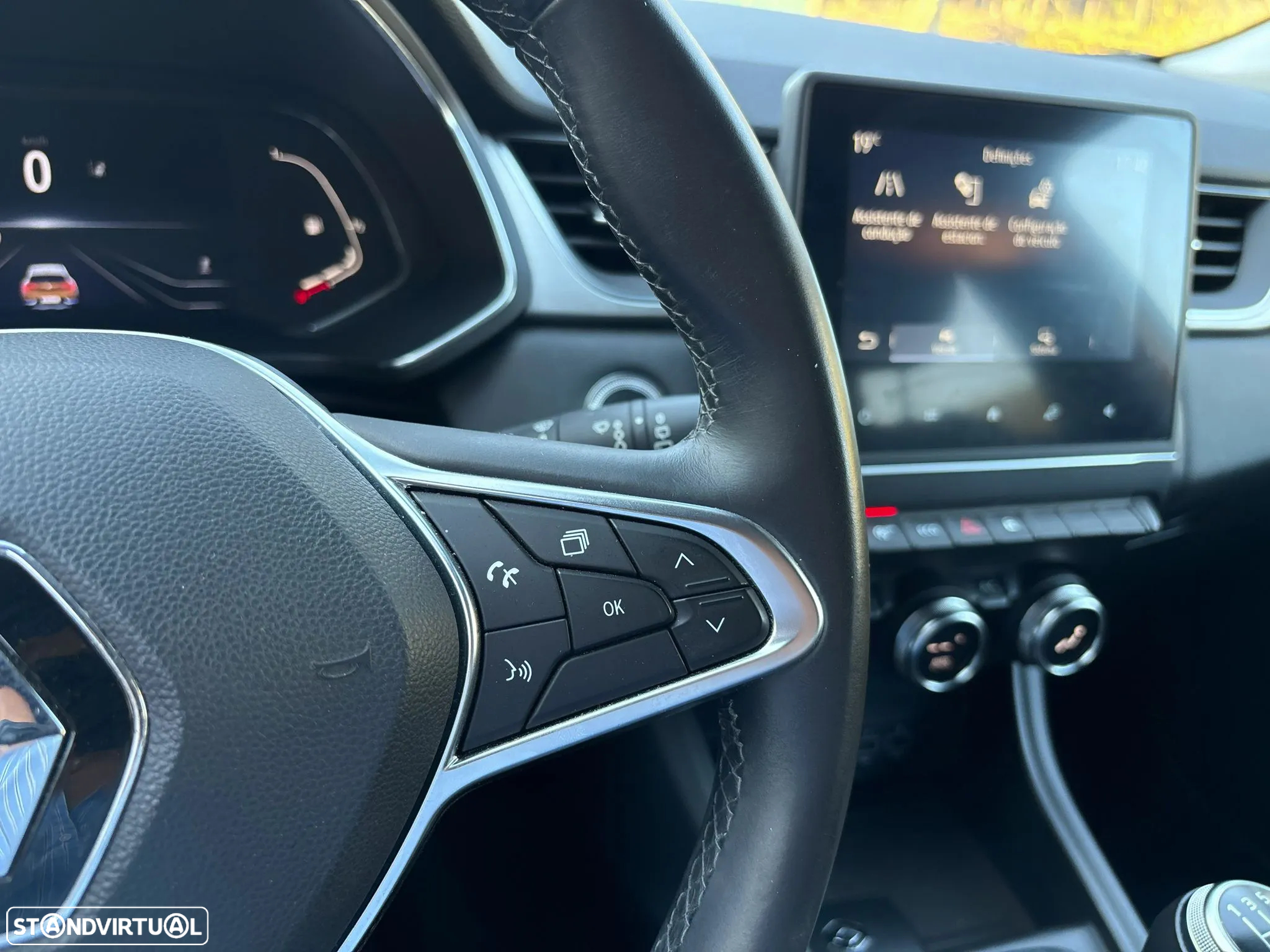 Renault Captur 1.0 TCe Exclusive Bi-Fuel - 13