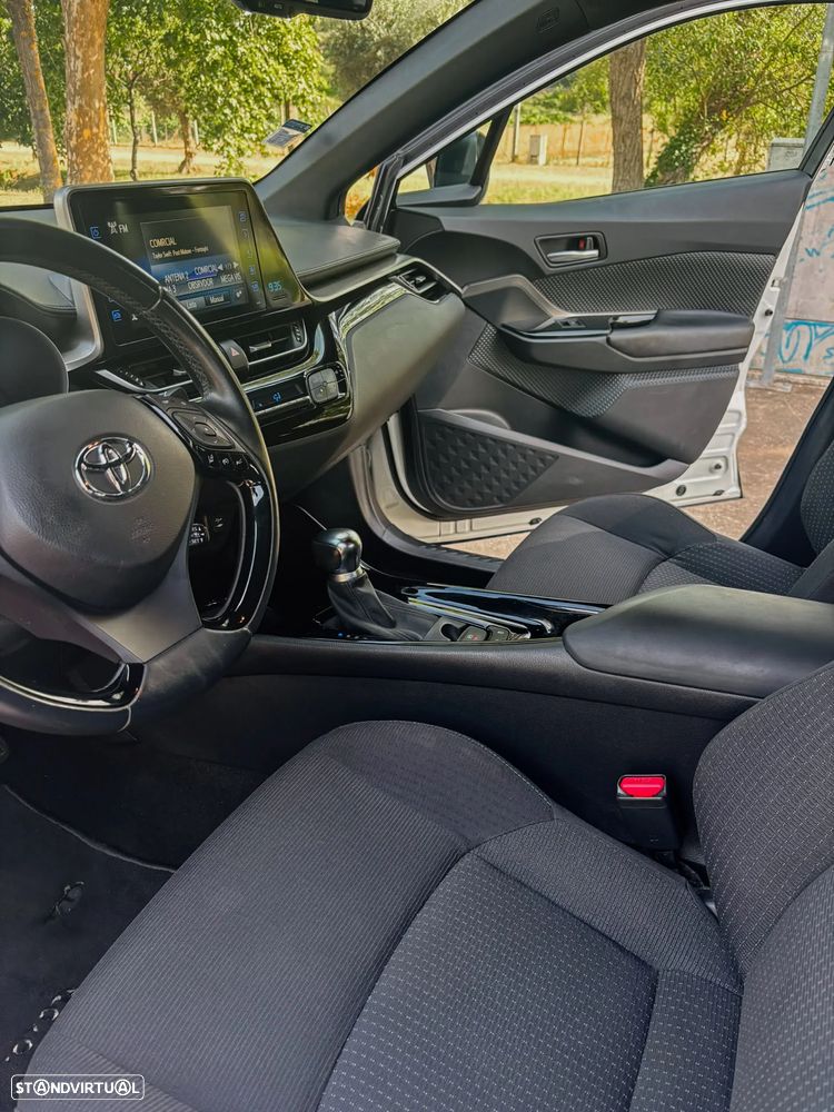 Toyota C-HR 1.8 HSD Comfort+P.Style - 14