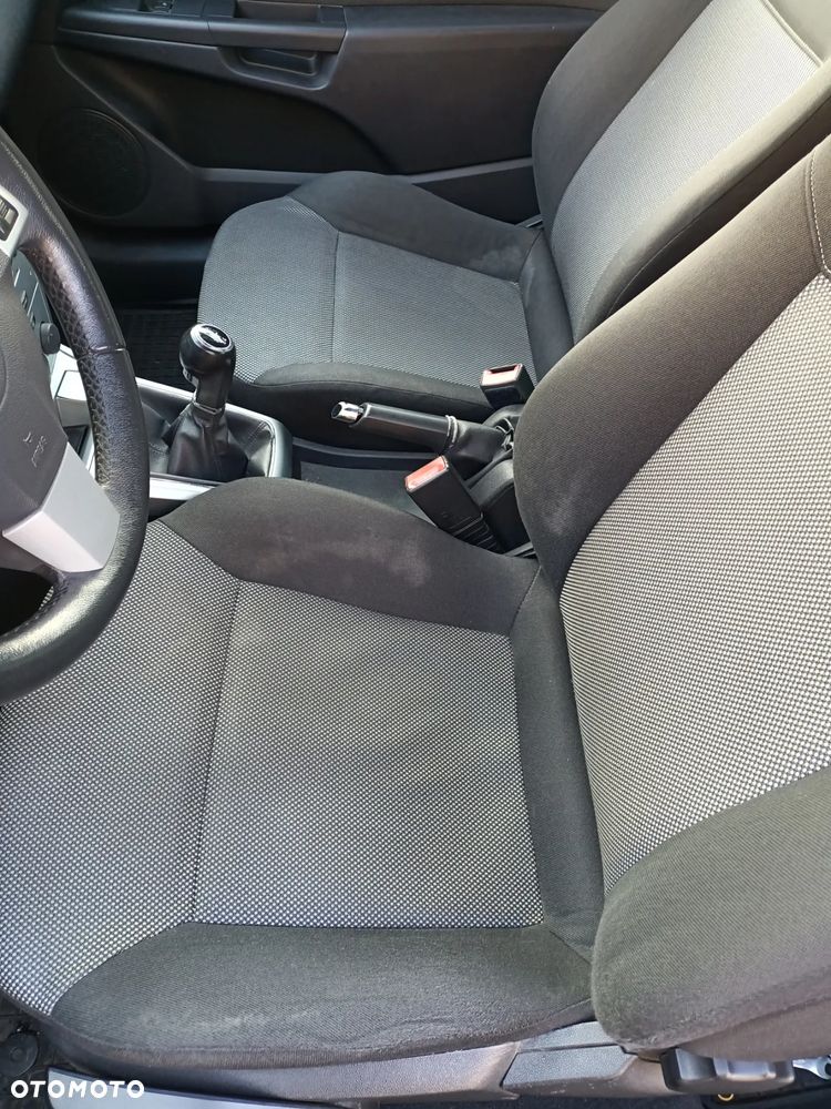 Opel Astra 1.6 Enjoy - 17