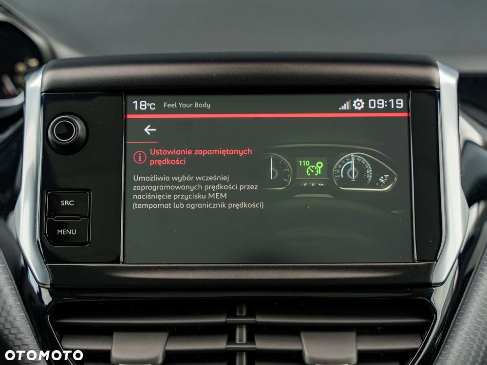 Peugeot 2008 BlueHDi 120 EAT6 Black Edition - 30