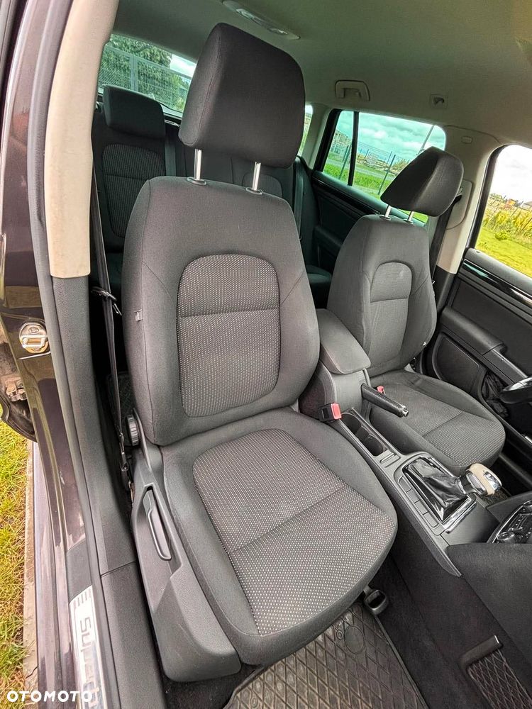 Skoda Superb 2.0 TDI DSG Ambition - 27