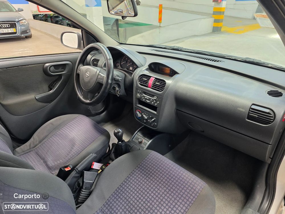 Opel Corsa 1.2 16V Confort - 11
